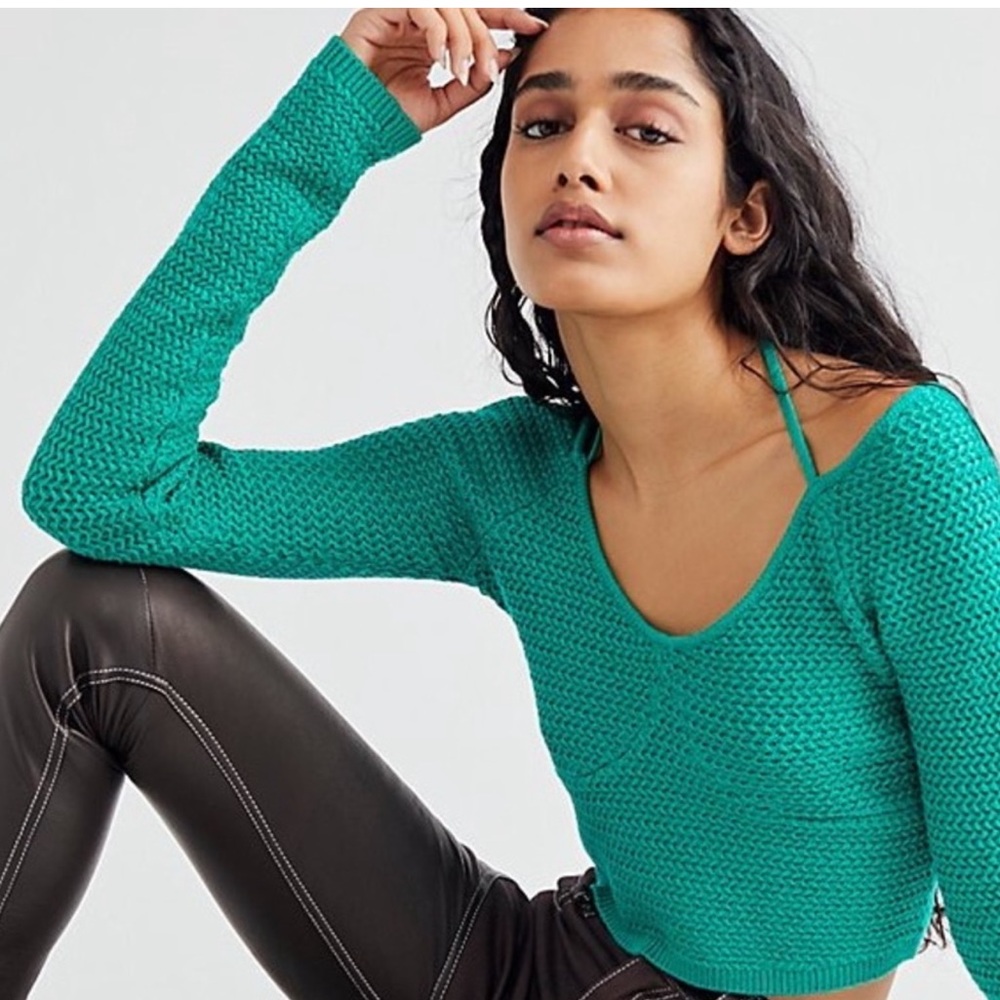 Free People FP Beach Playing Hard To Get Sweater Cropped Cotton Black Size XS - Picture 10 of 11